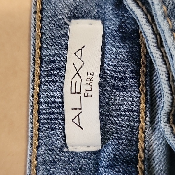 Sofia Vergara Sz. 12 Melisa Flare High Waist Self Belt Release Hem Stretch Jeans - Picture 7 of 15